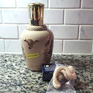 LAMP  BERGER.     NEVER used. "GRES  D'ART " duck design